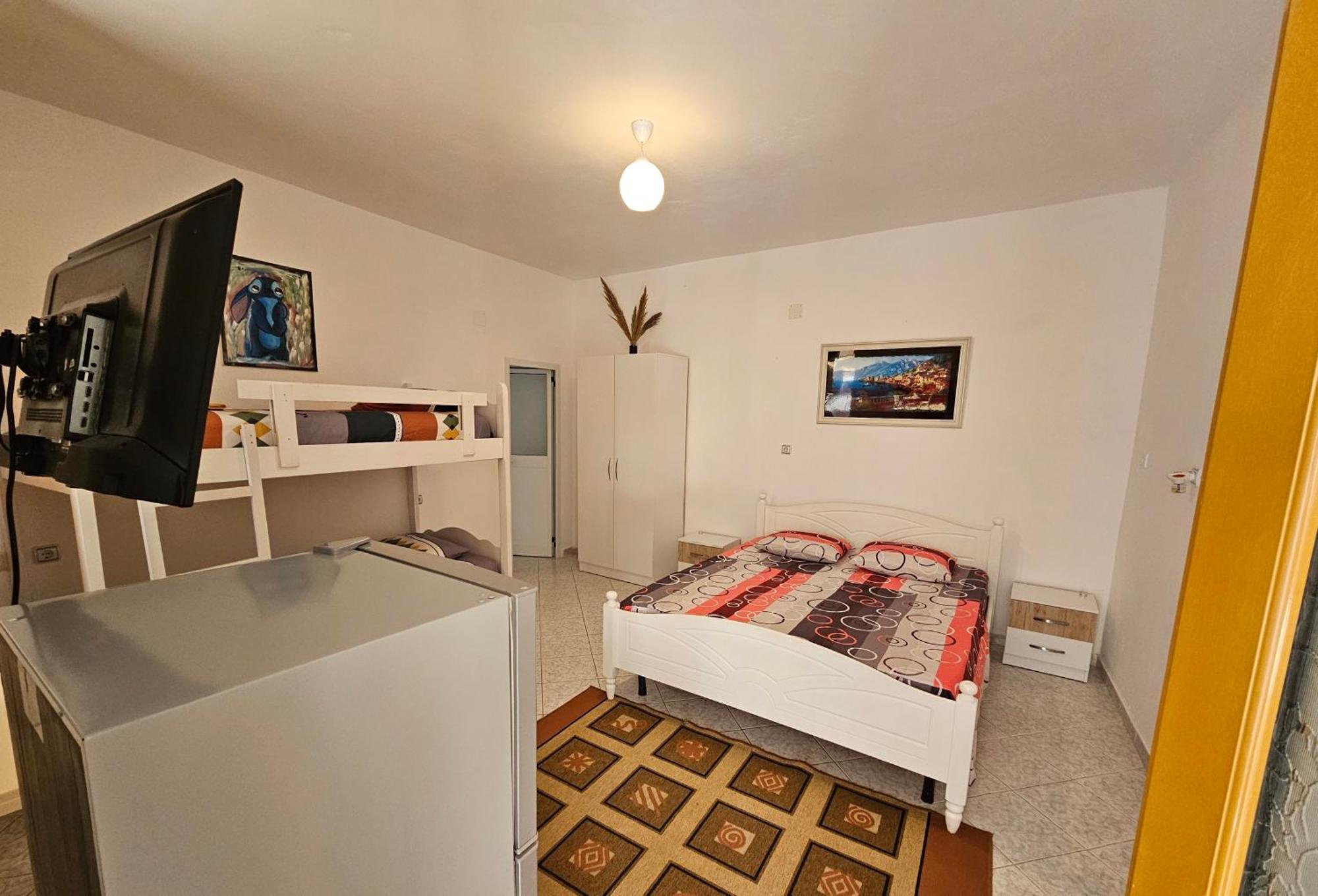 Aeria Rooms Himare Exteriör bild