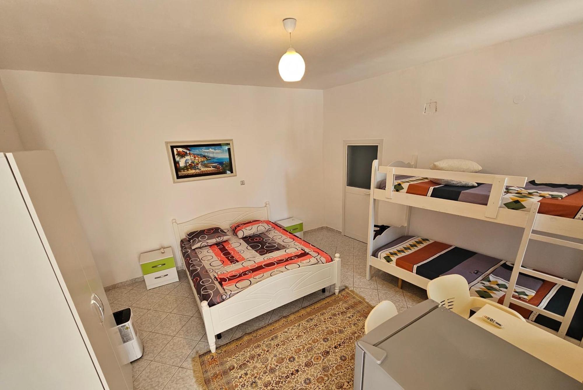 Aeria Rooms Himare Exteriör bild